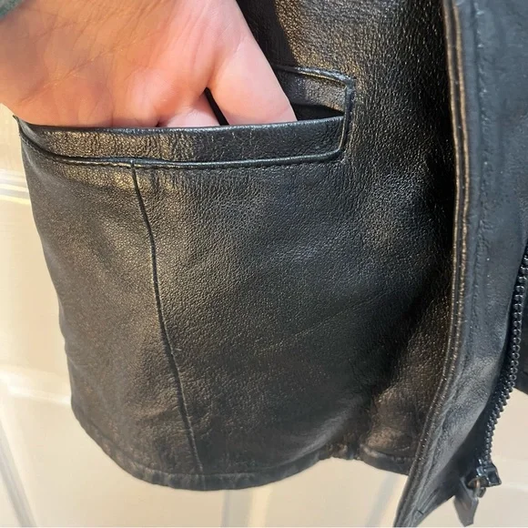 Vintage Black Leather Jacket Faux Fur Old Money Quiet Luxury Size Large Overcoat - Picture 4 of 7